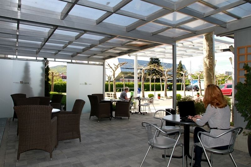 Hotel Tabor Maribor Buitenkant foto